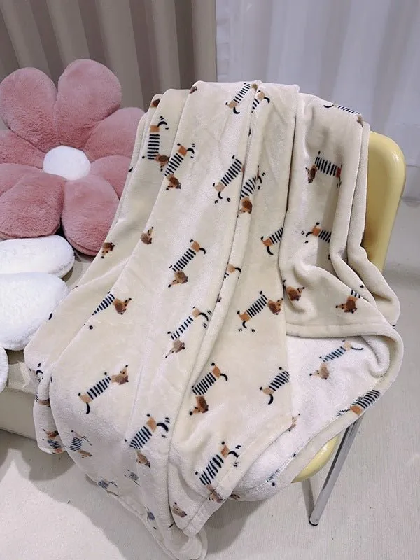 Cartoon Sausage Dog Thickened Flannel Casual Blanket