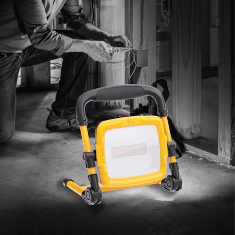 Feit Pro Series 2000 lm LED Corded Stand (H or Scissor) Work Light