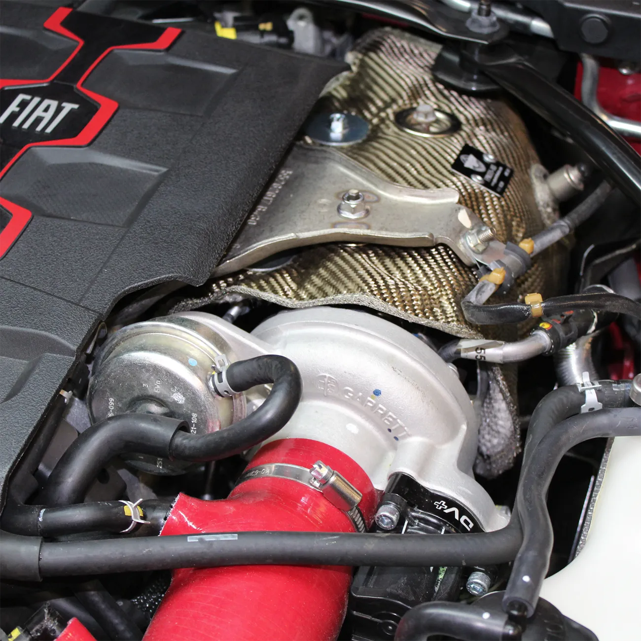 FIAT 124 Spider Turbo Blanket - Lava