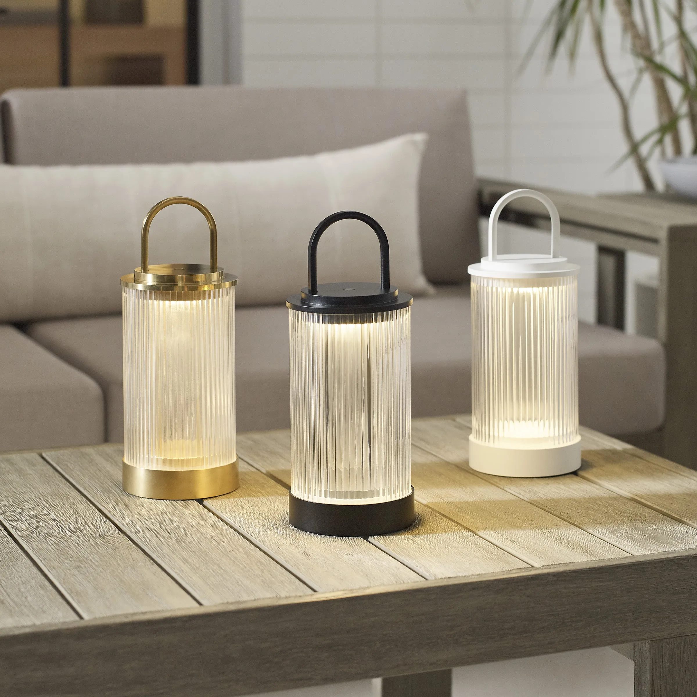 Tawa Portable LED Table Lamp