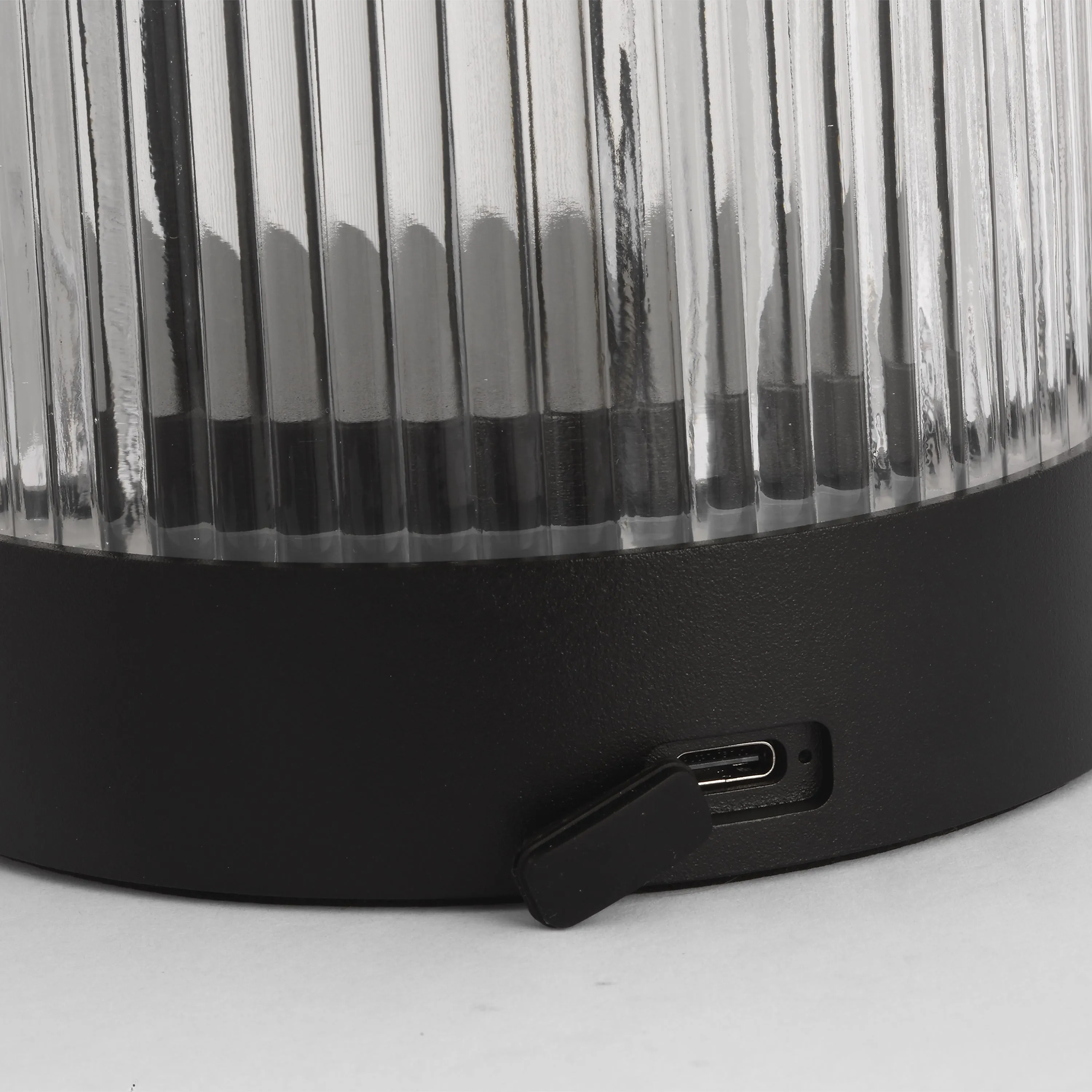 Tawa Portable LED Table Lamp